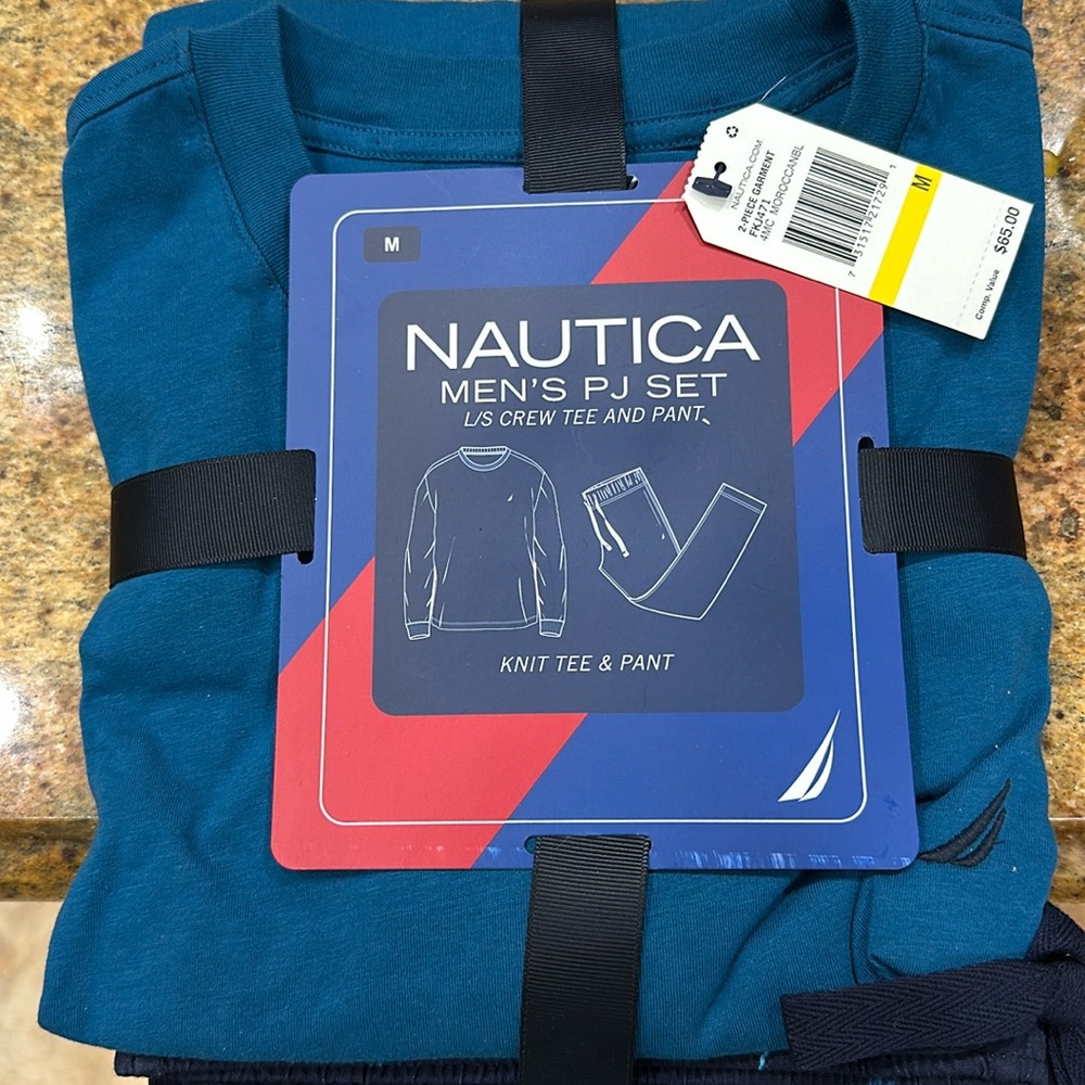 Nautica Men’s PJ set size medium brand new